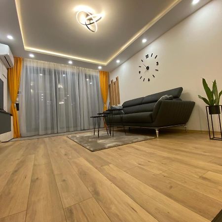 Dv13 Luxury Suite Sofia Center Exterior photo
